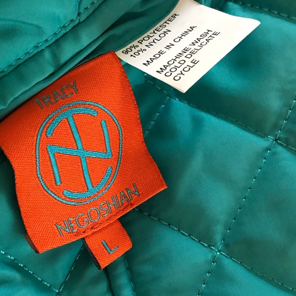 Tracy Negoshian Reversible Vest - Picture 9 of 10